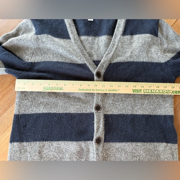 Old Navy Men's Large chunky Blue and Heather Gray Striped Cardigan-Super Nice! - Picture 6 of 6